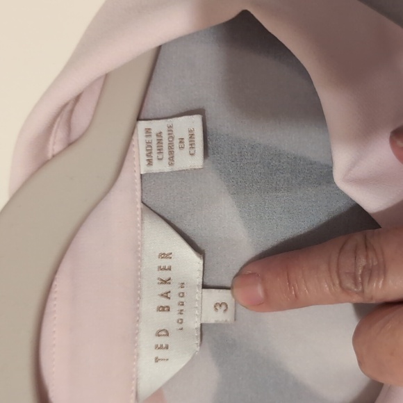 Ted Baker floral sheer long sleeve top. Sz3 - Picture 4 of 5